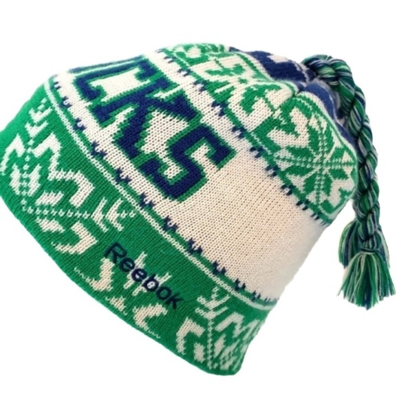 Reebok Other - REEBOK NHL Vancouver Canucks Beanie Touqe OS
